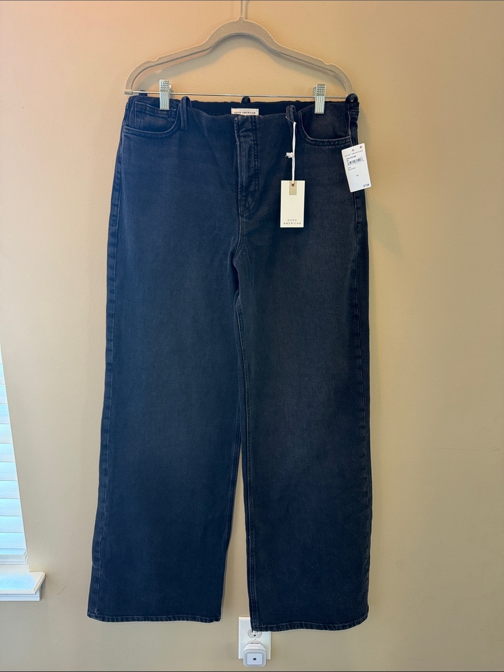 Good American Black Relaxed Wide-Leg Jeans